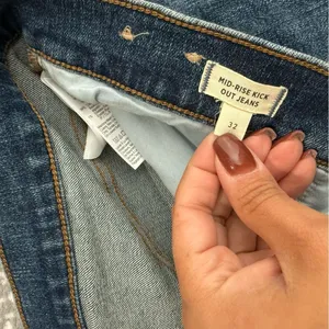 Madewell Kick Out Crop‎ Jeans Arlen Wash Size 32 Minimalist Casual Preppy thumbnail 5