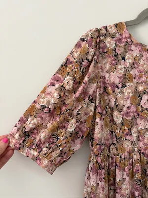 En Saison Jocelyn Pink Purple Floral Tiered Romantic Open Back Maxi Dress M thumbnail 2