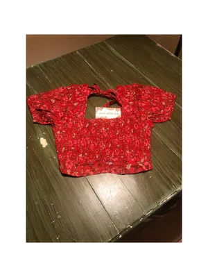 Band of Gypsies NWT Red Floral Smocked Crop Top Short Sleeve Size M thumbnail 4