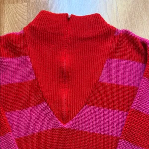 Vibrant Red and Pink Striped Women's Turtleneck Sweater thumbnail 3