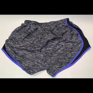 Nike Dri Fit Running Athletic Women’s Gray Purple Marble‎ Pattern Size M thumbnail 3