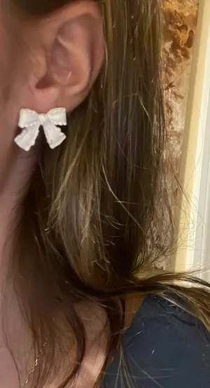 Bow earrings thumbnail 2