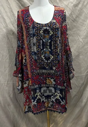 Altar'd State Red & Navy Boho Paisley Scoop-Neck Tunic thumbnail 1