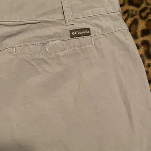 Columbia Shorts Women’s Size 16 Columbia Sportswear Women's Washed Out Shorts 4” thumbnail 4