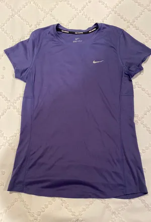 Women’s Dri-fit Running Shirt thumbnail 1