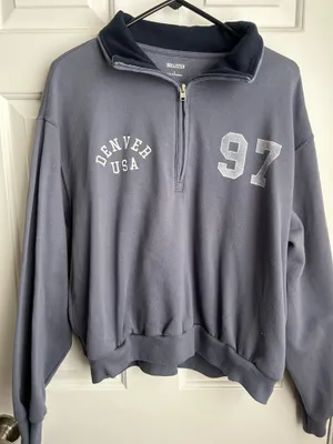 Hollister Sweatshirt thumbnail 1