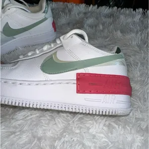 Nike Air Force 1 Shadow Sneakers Excellent like New Condition thumbnail 1