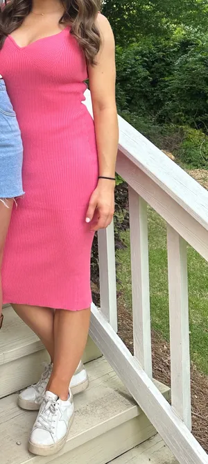 Pink knit dress Size M thumbnail 2