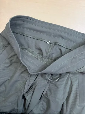 Lululemon Dance Studio Mid-Rise Pant Full Length Army Green Size 6 thumbnail 6