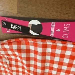 NWT TeezHer Orange Gingham Capri Slim Pants thumbnail 8