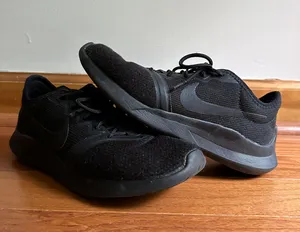 Nike Sneakers thumbnail 1