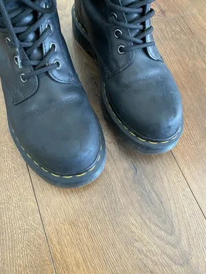 Dr. Martens Women’s Black Combat Ankle Boots Lace-Up Air Cushion US 8 thumbnail 11