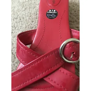 George Women's Red Slides Sandals Slip On Slides Shoes Size 8.5 thumbnail 3