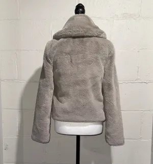 Abercrombie and Fitch Faux Fur Grey Cropped Jacket Size XXS thumbnail 3