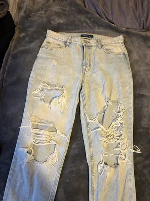 Aeropostale Ripped “Mom” Jeans thumbnail 2