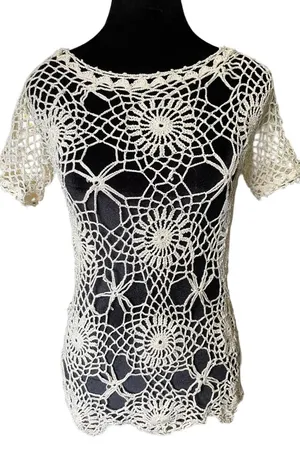 Handmade Cream Boho Hippie Eclectic Witchy Earthy Sunburst Floral Crochet Top thumbnail 1