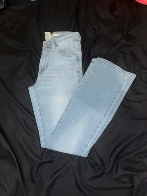 725 High-Rise Levi’s Bootcut Women’s Jeans thumbnail 2