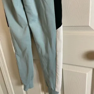 Nike Air Women's Cyan Heather Colorblock Jogger Pants Sweats Size XS thumbnail 9