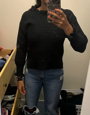 black sweater size XS thumbnail 3