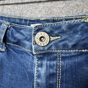 Bongo Blue Denim Shorts Crochet Lace Trim Distressed Frayed‎ Juniors Size 9 thumbnail 7