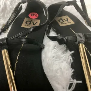 Dolce Vita Leather Sandals Black and Gold Size 8.5 thumbnail 4