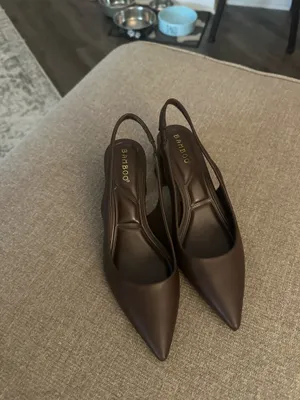 BAMBOO Dark Brown Pointed Toe Sling Back Heels thumbnail 4