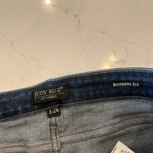 Judy Blue Boyfriend Fit Jeans Size‎ 3 /26 Distressed thumbnail 5