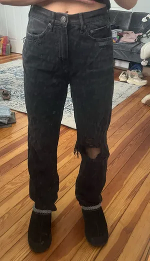 American Eagle Black Jeans Mom thumbnail 1