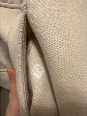 Lululemon Cropped Oversized Scuba Hoodie Half-Zip thumbnail 4