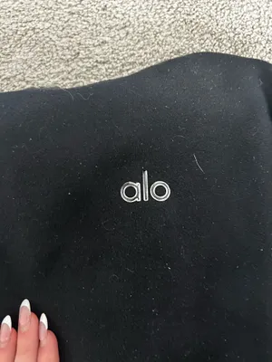 Alo Sweatshirt Yoga thumbnail 2