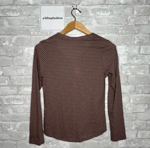 Women's Mainstay Henley Long Sleeve Shirt NWT Size XS (Stripe Brown) thumbnail 3