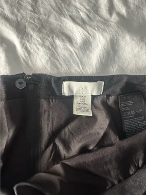 Black Mini Skirt H&M thumbnail 2