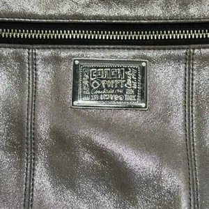 Coach Poppy Metallic Silver Leather Shoulder Bag Purse Logo Vtg Y2K thumbnail 2