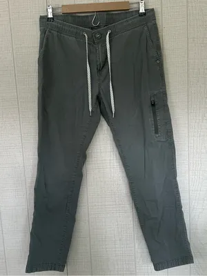Vuori Women’s Ripstop Pants Dark Olive Green Size Large thumbnail 1