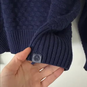 Lululemon 6 Texture Play Crewneck Cashmere Blend Sweater in Night Sea Blue thumbnail 5