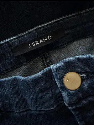 J Brand Dark Wash Tailored High Rise Flare Jeans in Allegiance Wash Size 26 thumbnail 10