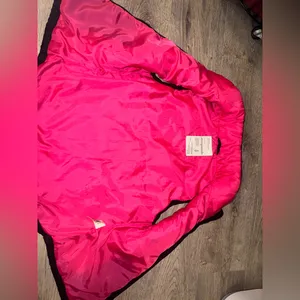 Aeropostale Hot Pink / Black Light Weight puffer vest S/P thumbnail 6