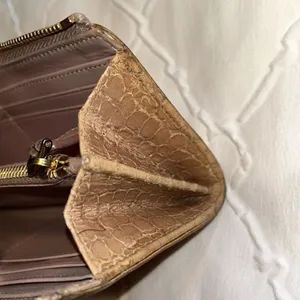 Authentic Miu Miu Leather Tan Zippy Wallet thumbnail 7