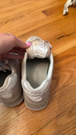 Light Pink New Balance Shoes thumbnail 2