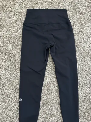 Alo Yoga Leggings thumbnail 2