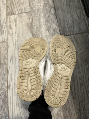 Nike Women’s Dunk Low Photon Dust thumbnail 3