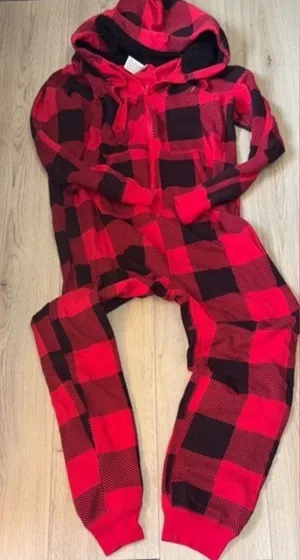 PINK Victoria's Secret Red & Black Plaid Hooded One-Piece Pajama onesie pj thumbnail 1