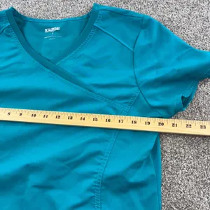 Scrubstar‎ Teal Wrap Scrub Top Womens Medium Medical Uniform Short Sleeve thumbnail 4
