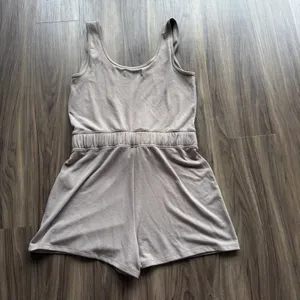 Abercrombie Lounge Romper thumbnail 4
