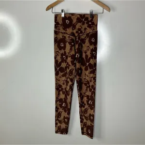 Aerie Offline Brown Floral Leggings Size‎ Medium thumbnail 2