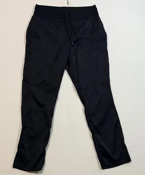The North Face Women's Black Straight Leg Pants thumbnail 1
