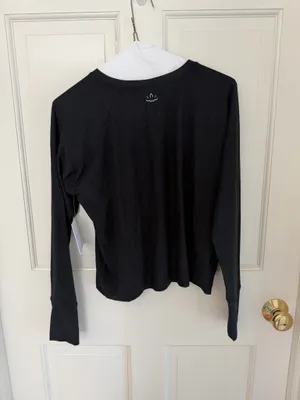 Beyond Yoga Dark Long Sleeve Activewear Top — XS NWT thumbnail 6