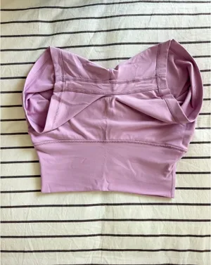 Aritzia Biker Shorts 5" (size 6) thumbnail 4