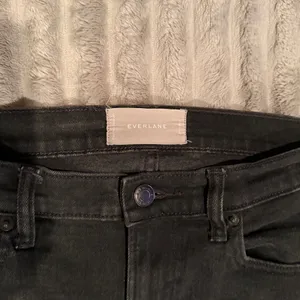 Everlane Womens Skinny Jeans Washed Black Stretch Denim Size‎ 28 Regular thumbnail 4