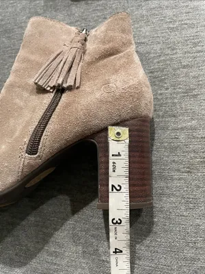 Born Bootie Tassel Taupe Suede Leather Boots Size 8.5 thumbnail 11